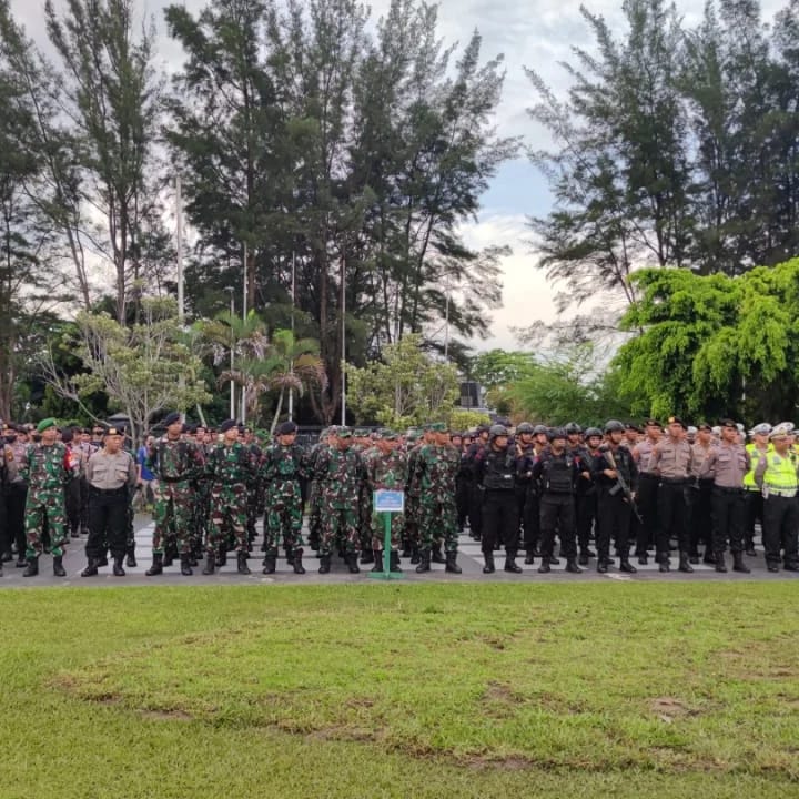 619 Personel Brimob Ikuti Apel Gelar Pasukan Pengamanan Kunjungan Presiden Jokowi di Balikpapan