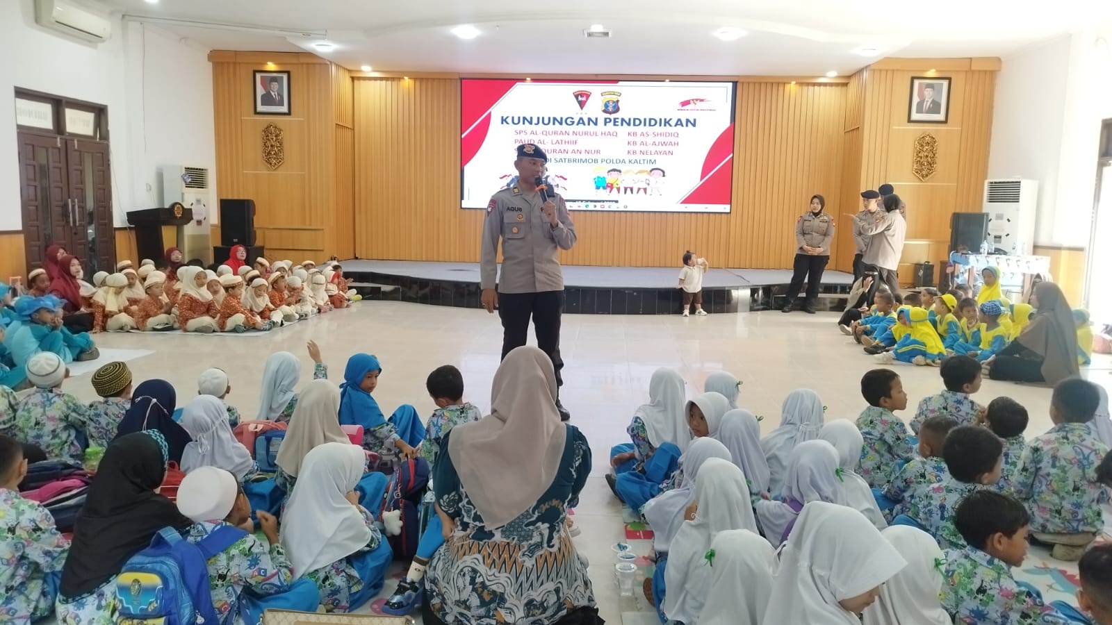 Batalyon A Brimob Kaltim Terima Kunjungan Edukasi Siswa TK dan PAUD di Balikpapan