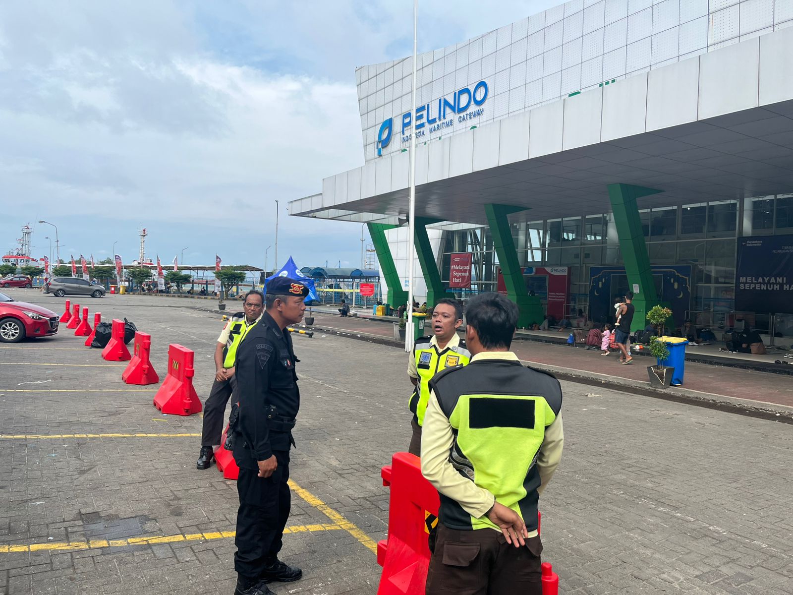 Ops Ketupat Mahakam 2026: Detasemen Gegana Brimob Kaltim Sterilkan Jalur Mudik dan Pusat Keramaian Balikpapan