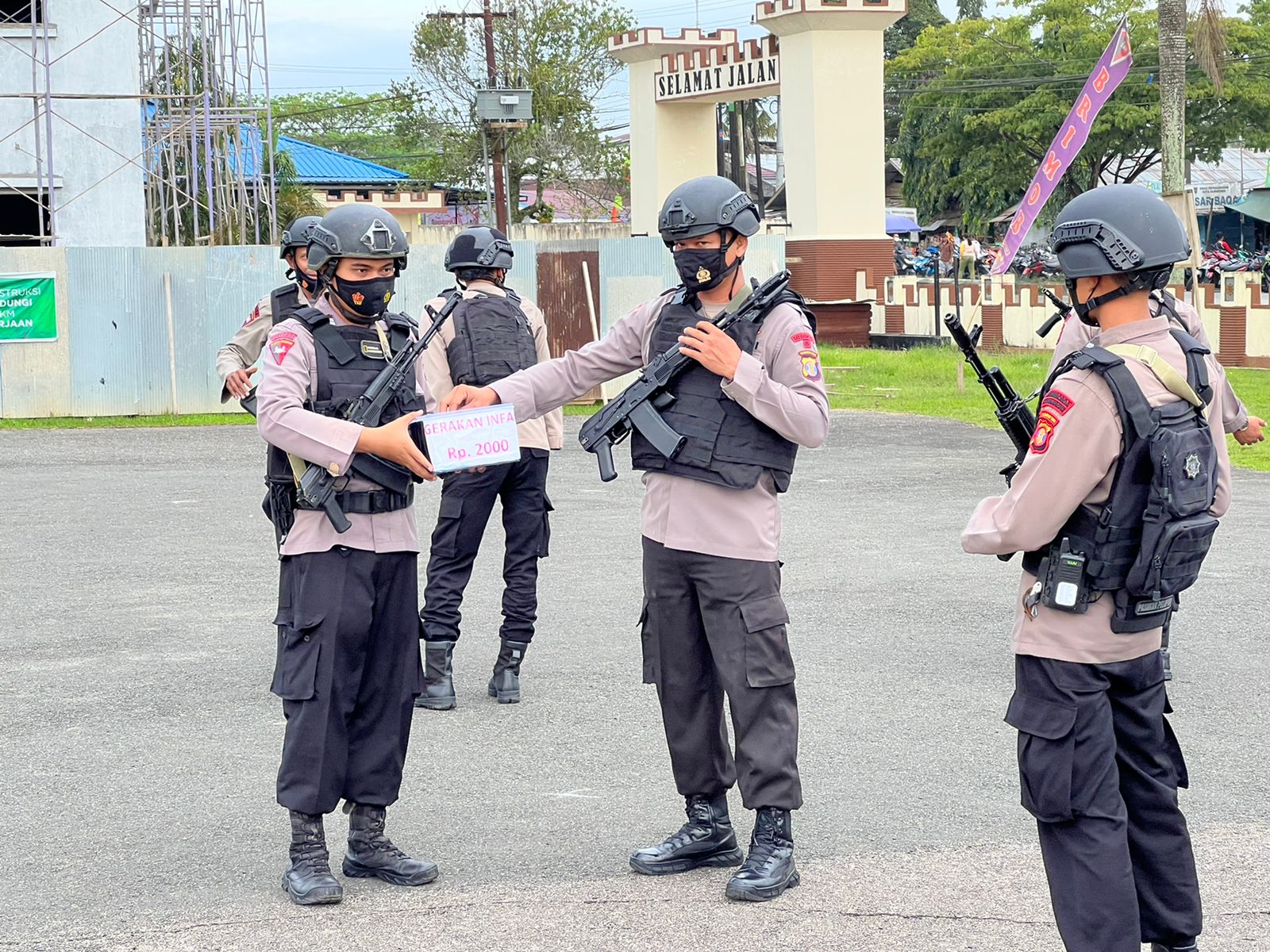 Sedekah Membawa Berkah, Brimob Kaltim Sisihkan Rezeki Guna Bantu Warga Kurang Mampu