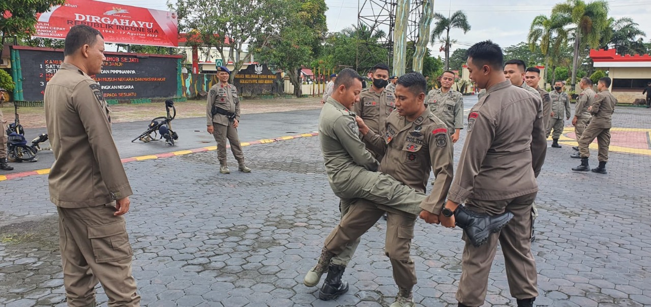 Olahaga Tactical dilanjut Bela Diri Polri Brimob Polda Kaltim.