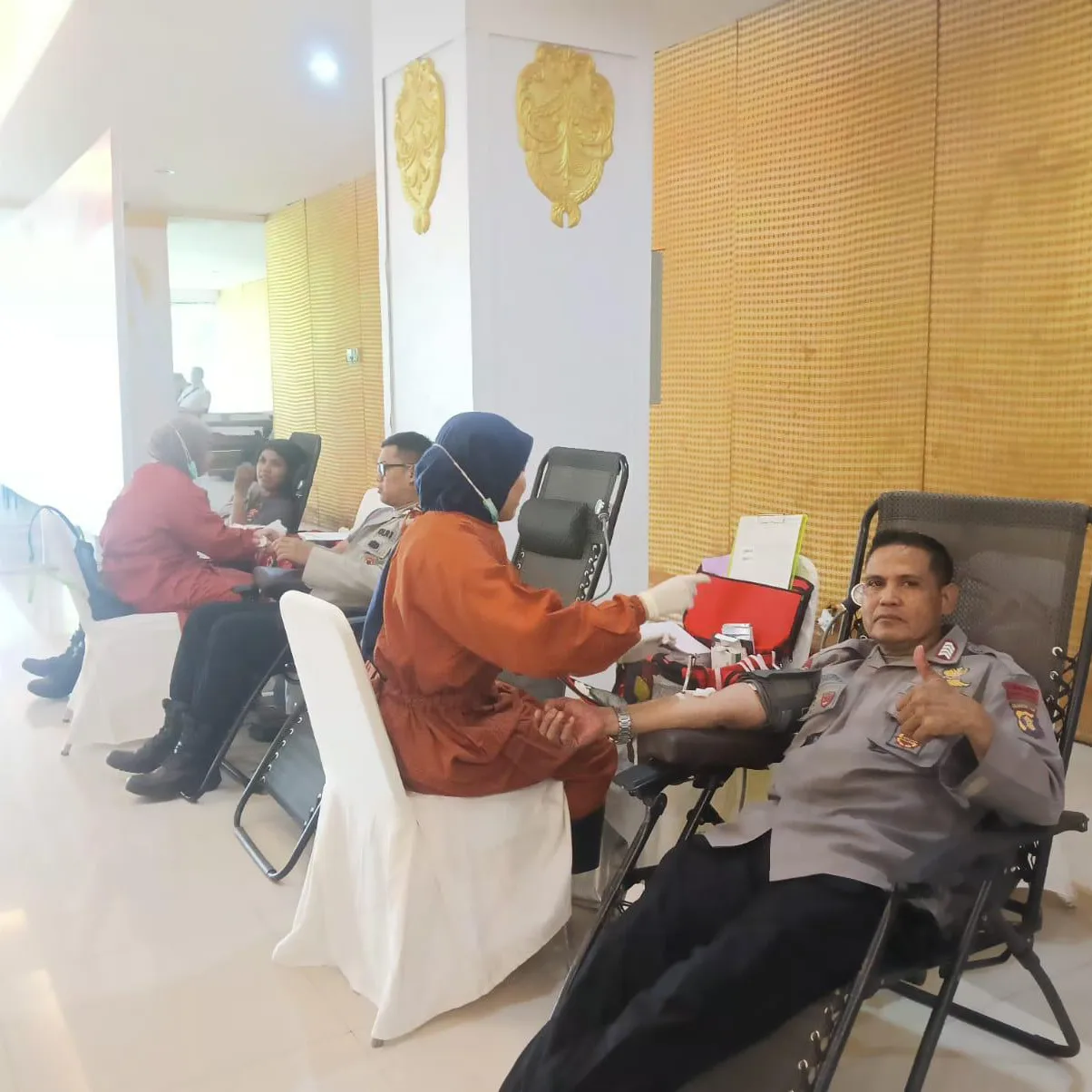 Peringati HUT Bhayangkara ke – 79, Batalyon A Brimob Kaltim Ikuti Bakti Kesehatan Donor Darah