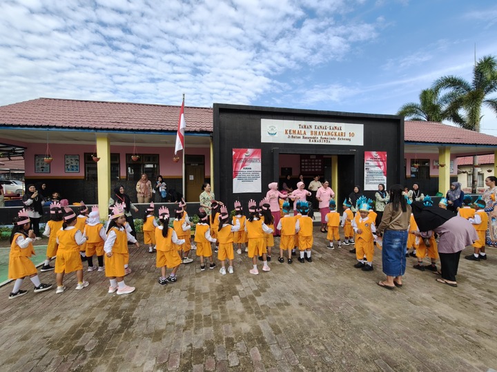 Ciptakan Generasi Penerus Berakhlak, TK Kemala Bhayangkari 10 Samarinda Gelar MPLS