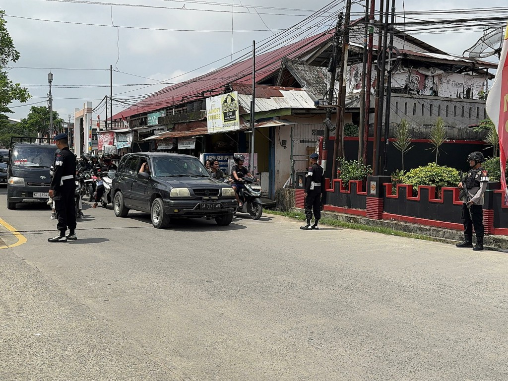 Satbrimob Polda Kaltim Gelar Peringatan Detik-Detik Proklamasi HUT ke-80 RI Serentak di Lima Wilayah
