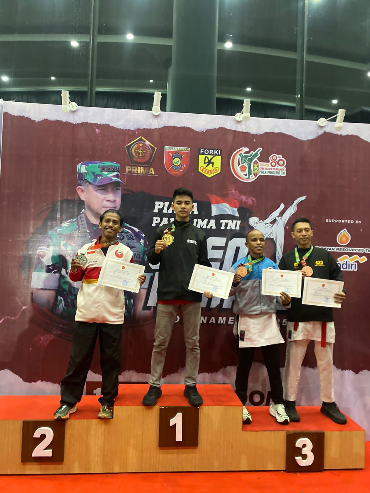 Kejuaraan Karate Panglima TNI 2025, 3 Anggota Batalyon A Brimob Kaltim Raih Prestasi Gemilang
