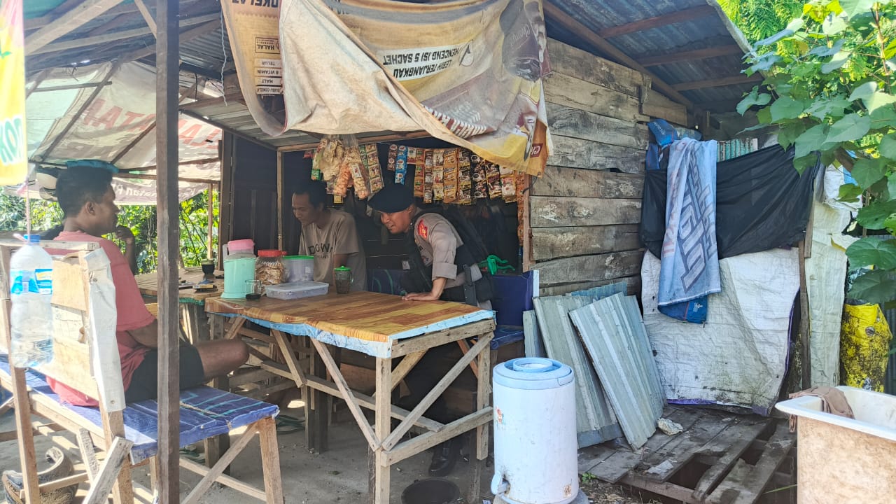 Brimob Paser Ciptakan Kamtibmas yang Kondusif dengan Berpatroli dan Sambang Dialogis