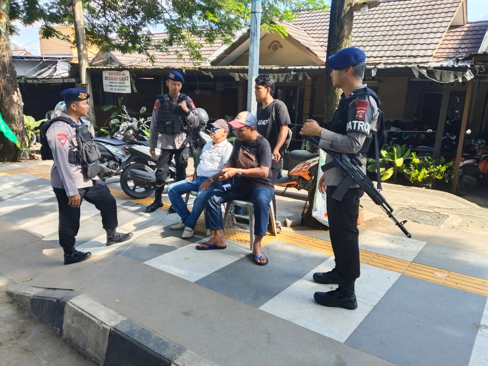 Tim Patroli Batalyon B Pelopor Laksanakan Patroli Kamtibmas di Wilayah Samarinda