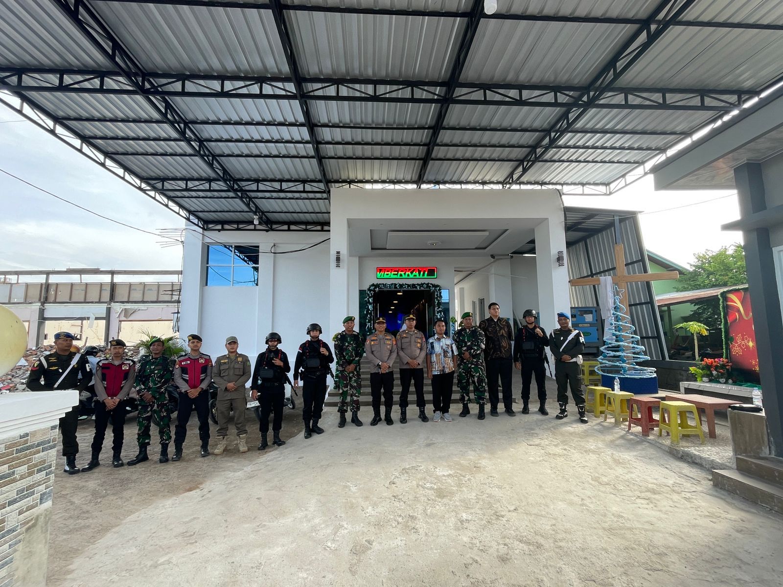 Sinergitas Patroli Natal 2025, Brimob Polda Kaltim Pastikan Ibadah Aman dan Kondusif