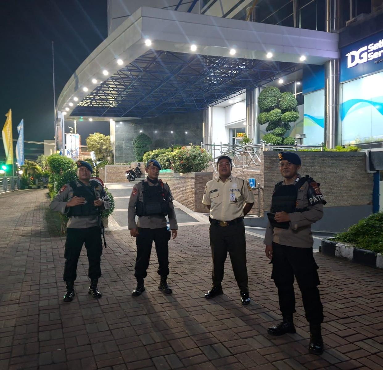 Antisipasi Curanmor, Tim Patroli Batalyon B Pelopor Sambangi Warga dan Perbankan di Samarinda