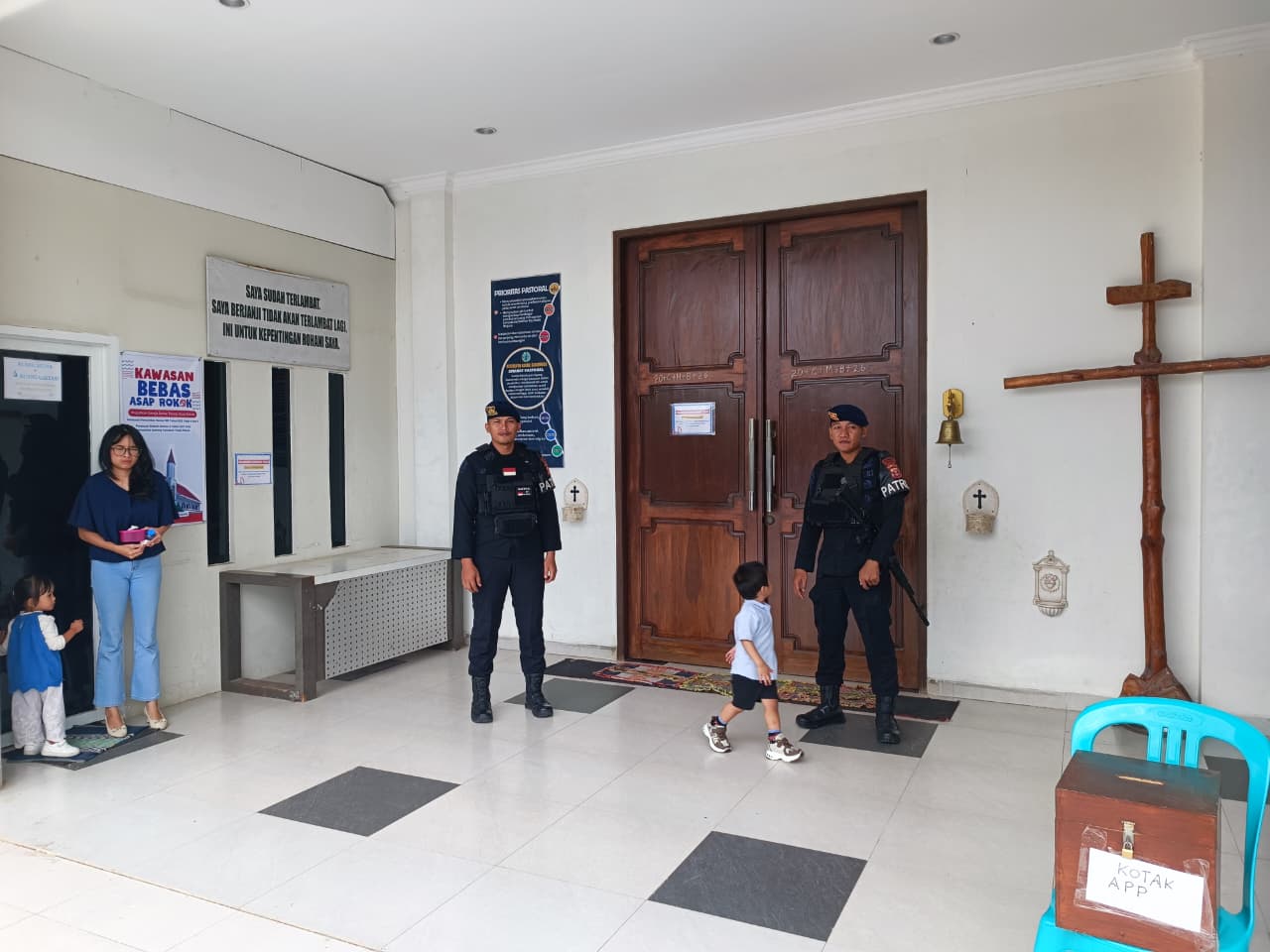 Brimob Kaltim Perketat Pengamanan Gereja di Samarinda, Pastikan Ibadah Minggu Berjalan Kondusif