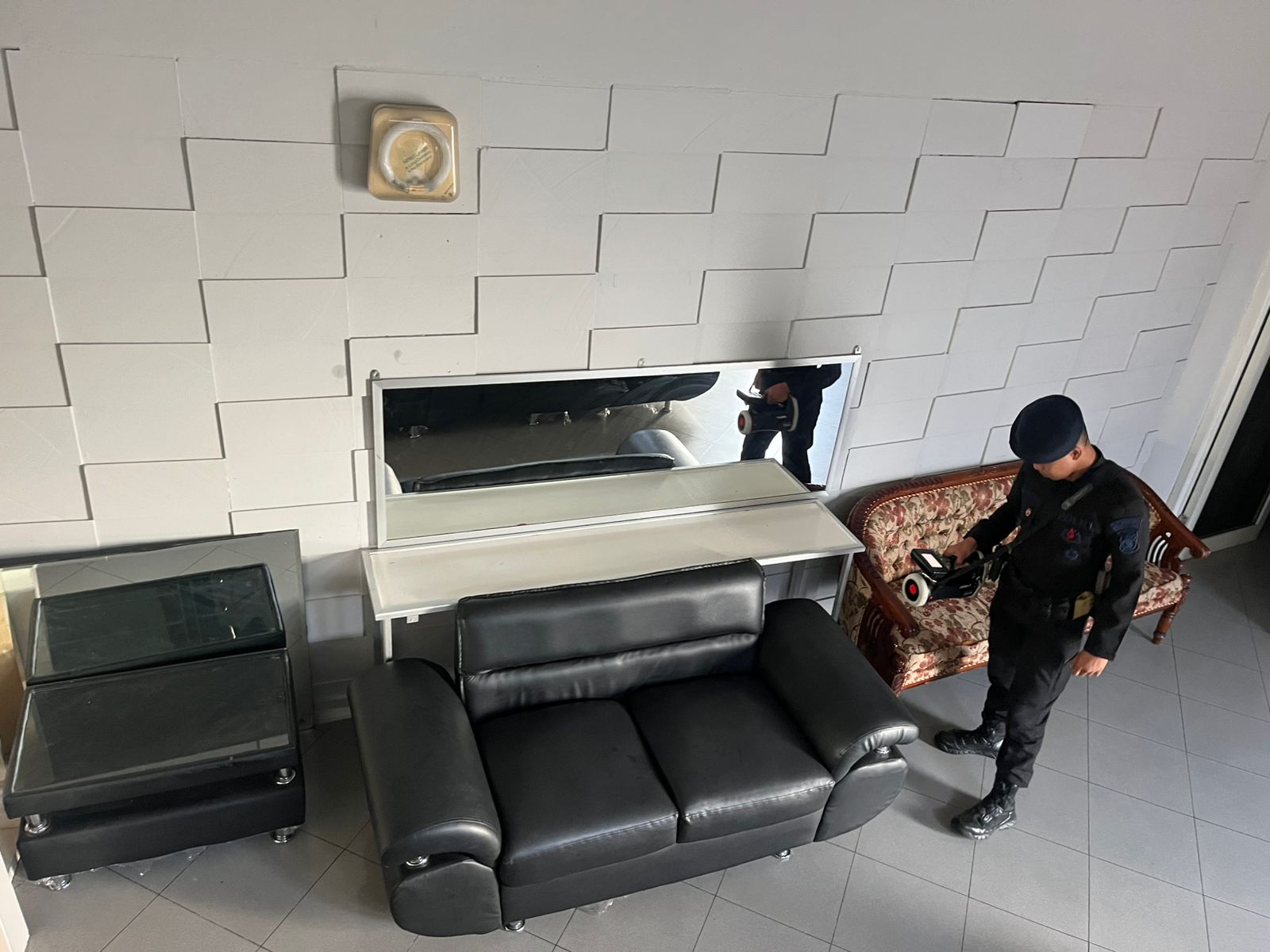 Jamin Keamanan Ibadah Puncak Paskah, Tim Jibom Gegana Brimob Kaltim Sterilisasi BSCC Dome Balikpapan