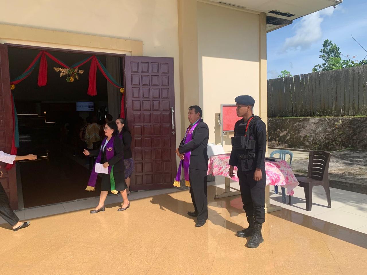 Pastikan Keamanan Ibadah Minggu, Kompi 1 Batalyon C Pelopor Patroli ke Sejumlah Gereja di Balikpapan Utara