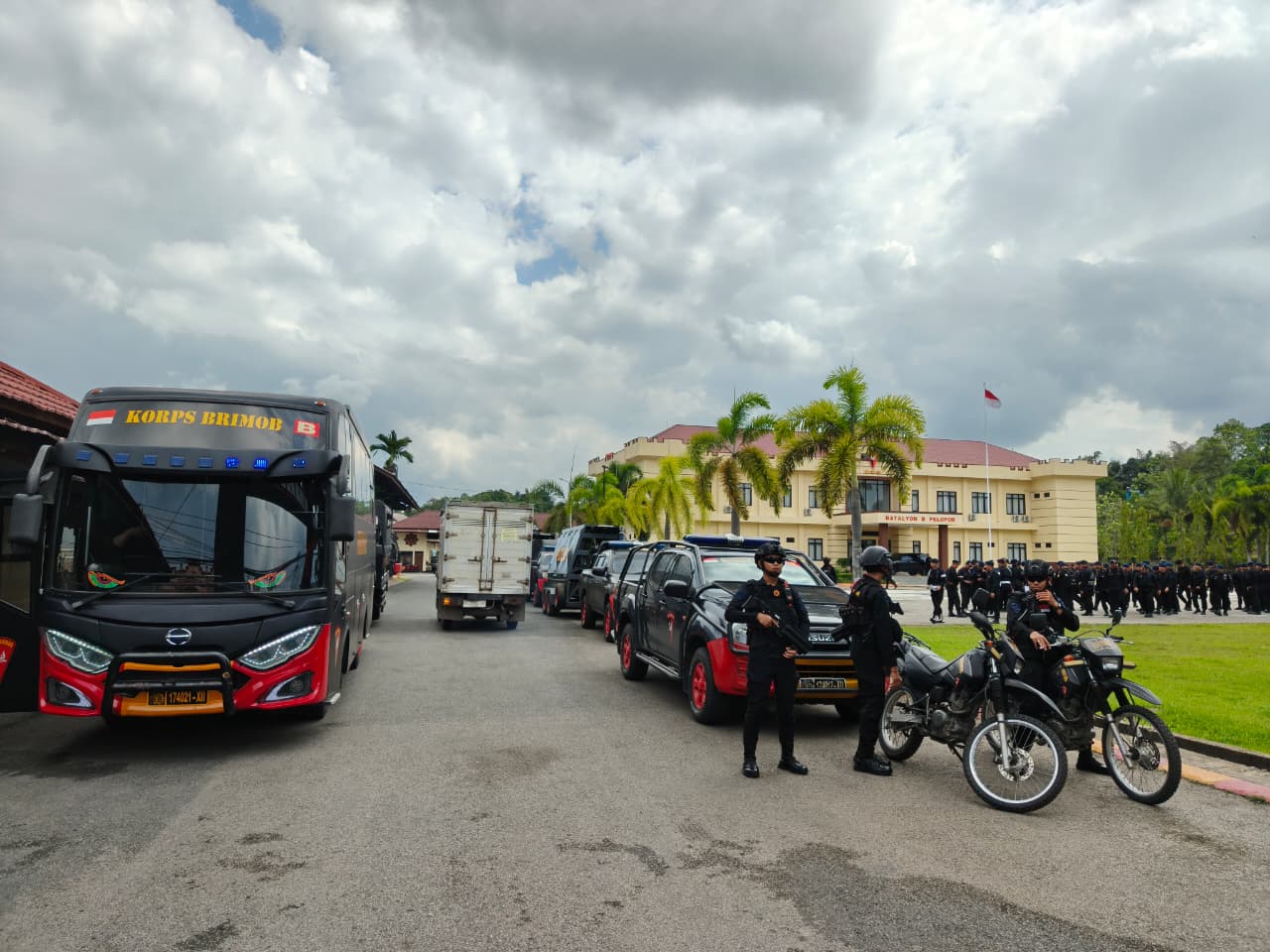 Amankan Aksi Unjuk Rasa di Samarinda, Satbrimob Polda Kaltim Terjunkan Personel dan Teknologi Anti-Drone