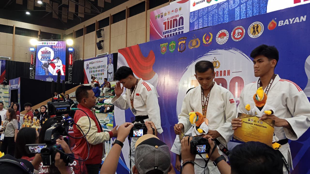 Bripda Elman Banggakan Brimob Kaltim di Kejuaraan Judo Kapolri Cup 2026
