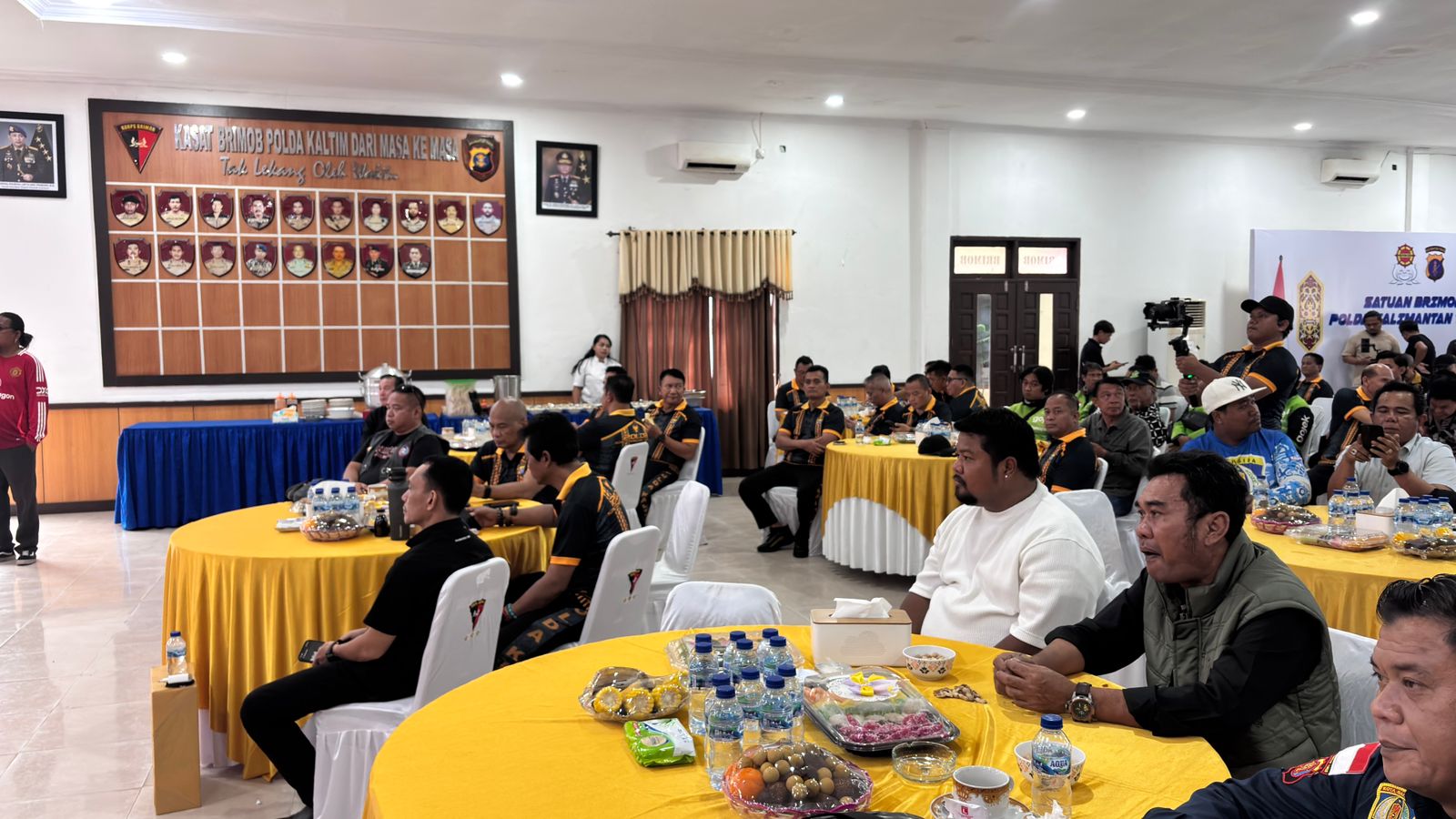 Sambut Hari Bhayangkara ke-80, Kapolda Kaltim Gelar Nobar Piala Dunia di Mako Satbrimob