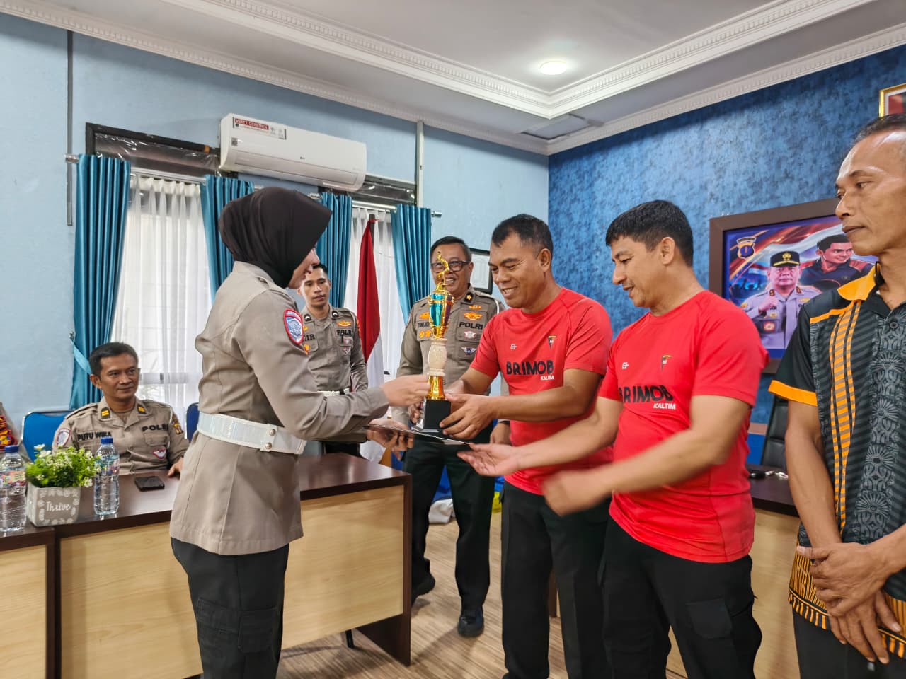 Personel Brimob Kaltim, Sabet Medali Emas dan Perak Kejuaraan Tenis Meja Kapolda Kaltim Cup 2026