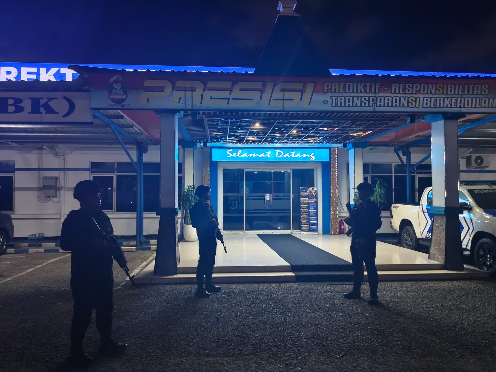 Batalyon A Pelopor Brimob Kaltim Perkuat Pengamanan Kantor Samsat Balikpapan