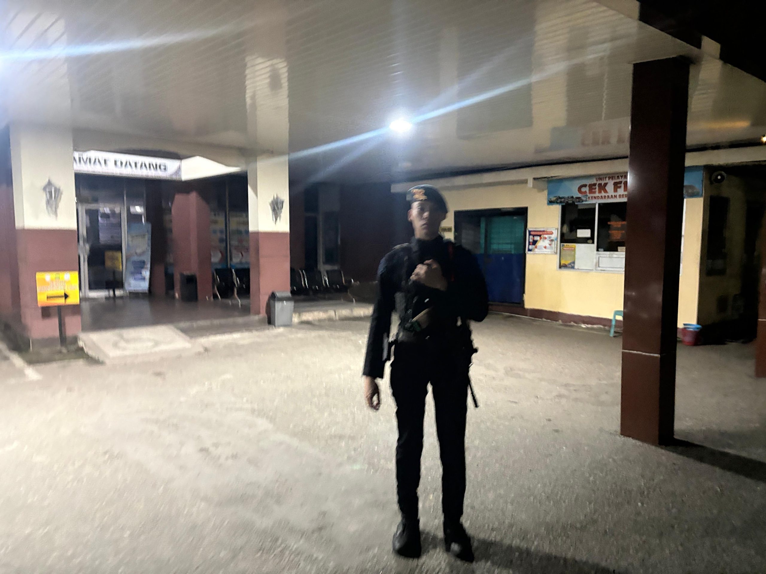 Detasemen Gegana Brimob Kaltim Intensifkan Patroli Malam Pengamanan Aset Polri di Balikpapan