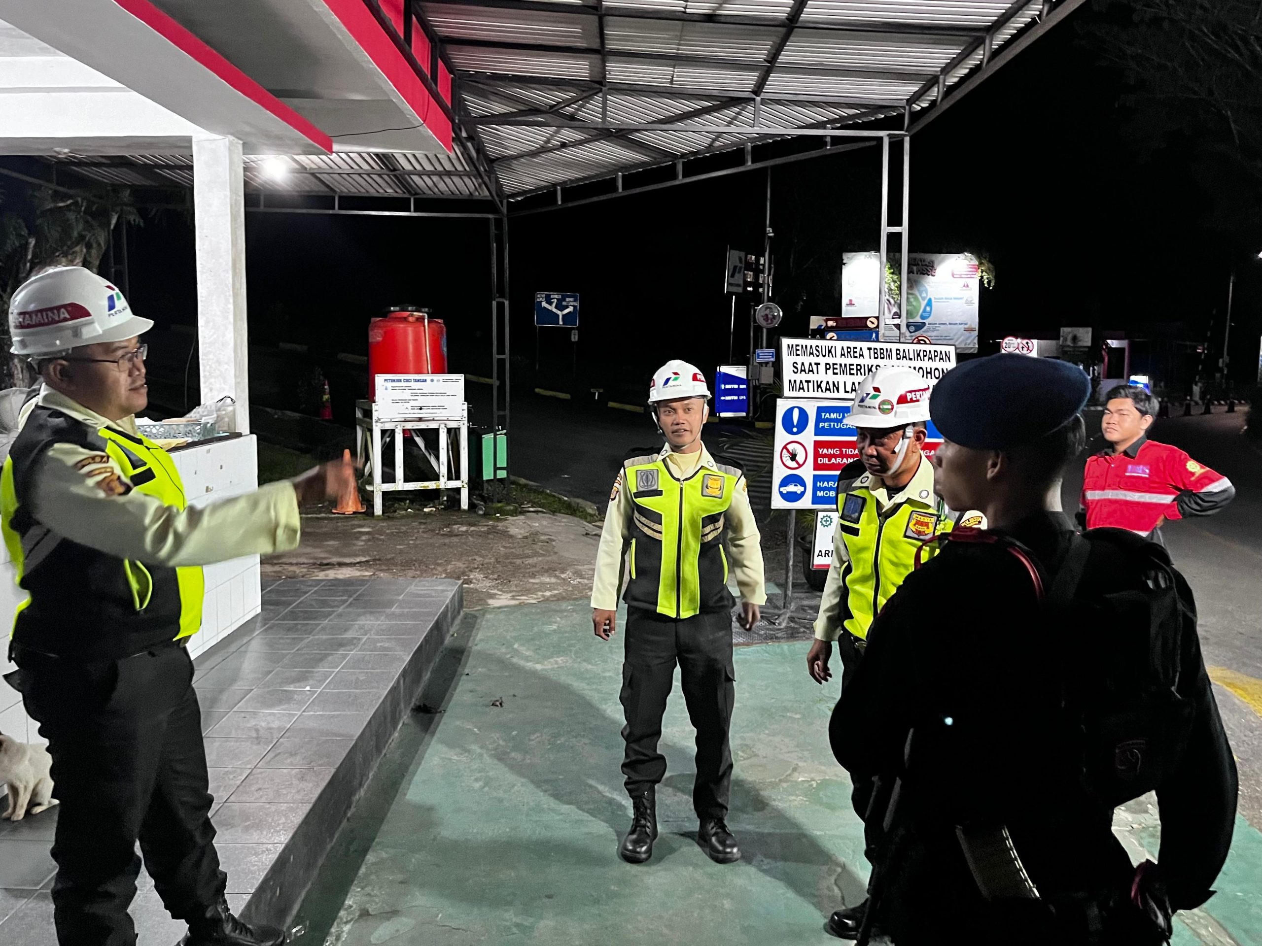 Cegah Kerawanan Malam Hari, Detasemen Gegana Brimob Kaltim Gelar Patroli Objek Vital di Balikpapan