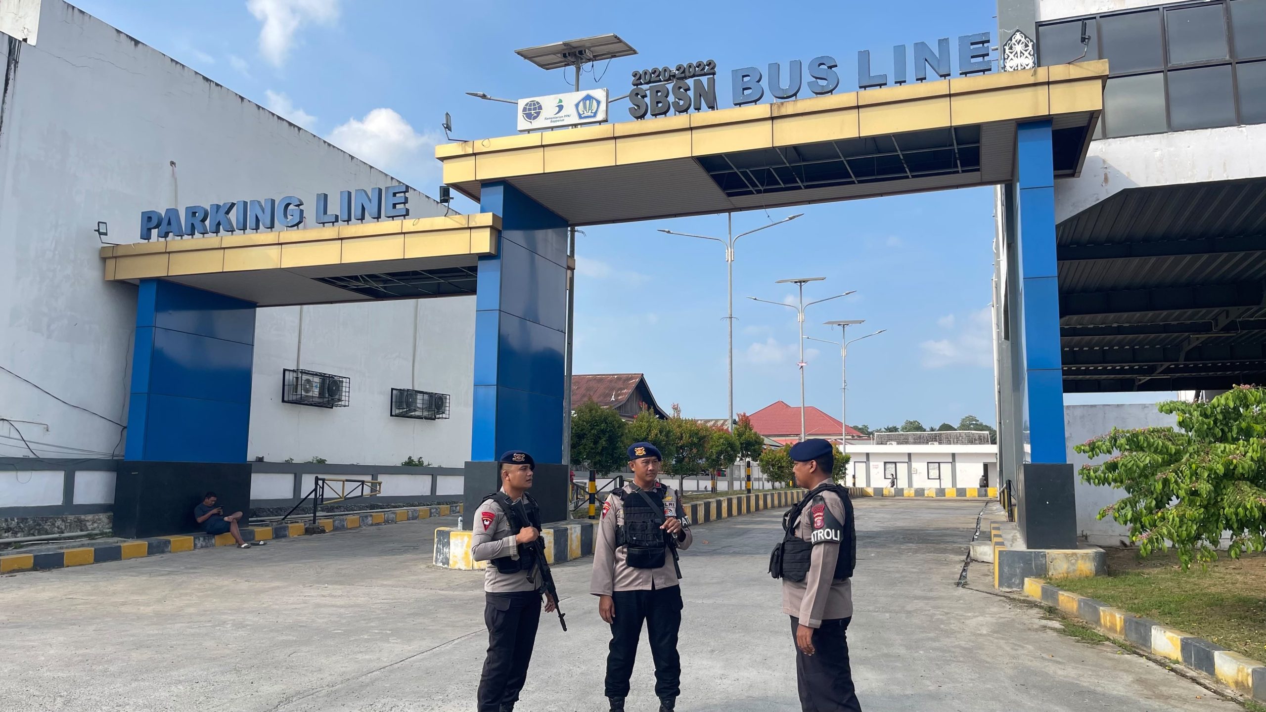 Perketat Pengamanan Wilayah Samarinda Seberang, Patroli Brimob Sambangi Kantor PLN hingga Terminal Bis