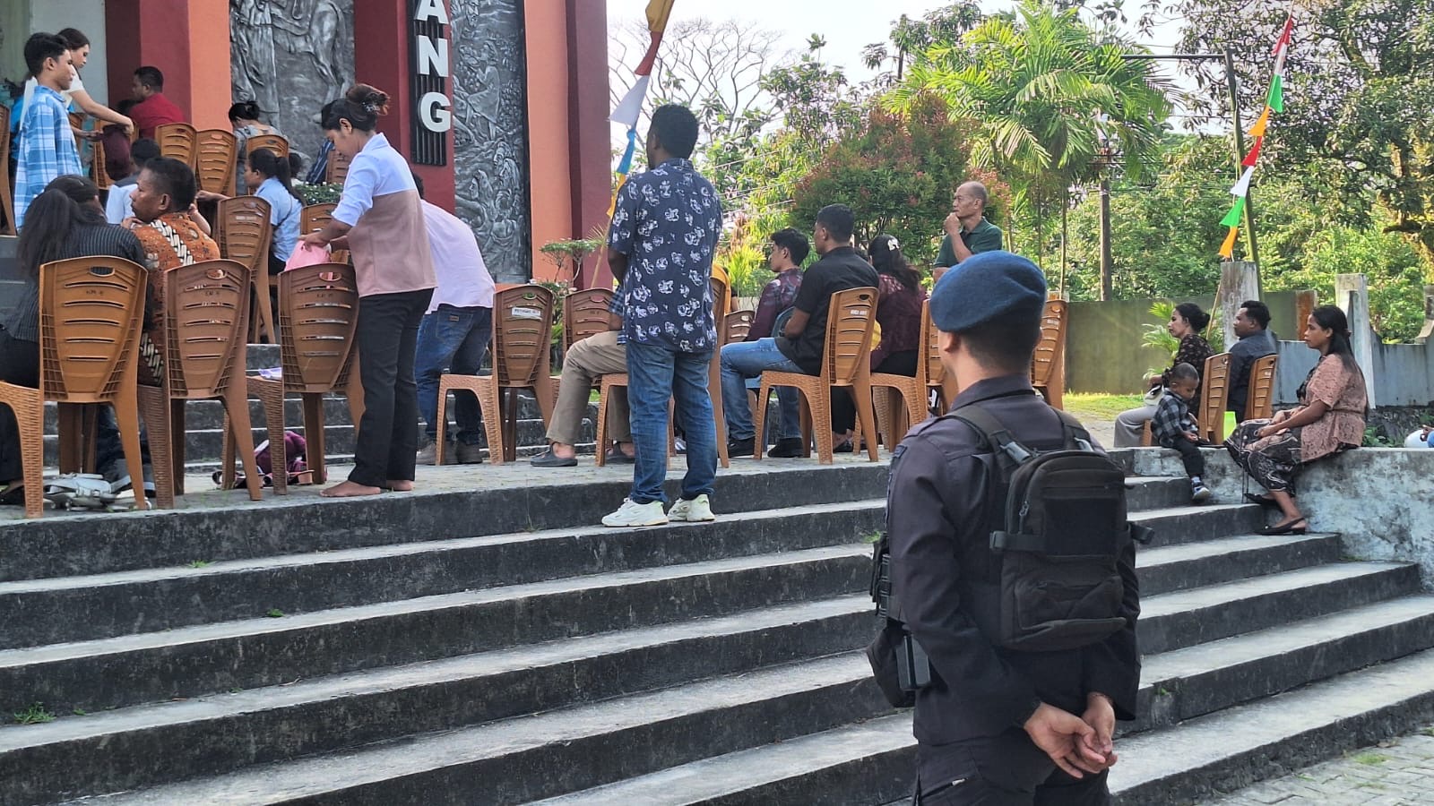 Tingkatkan Rasa Aman, Patroli Kompi 1 Batalyon C Pelopor Brimob Kaltim Sambangi Gereja di Balikpapan UtaraBALIKPAPAN – Tim Patroli Kompi 1 Batalyon C Pelopor Satbrimob Polda Kaltim melaksanakan pengamanan dan patroli dialogis di sejumlah tempat ibadah di wilayah Balikpapan Utara, Minggu (30/8/2026). Kegiatan pengamanan yang dimulai sejak pukul 09.00 WITA tersebut dipimpin oleh Briptu Emir bersama Briptu Batistuta guna memelihara kamtibmas dan memberikan rasa aman bagi umat Kristiani yang menjalankan ibadah Minggu.