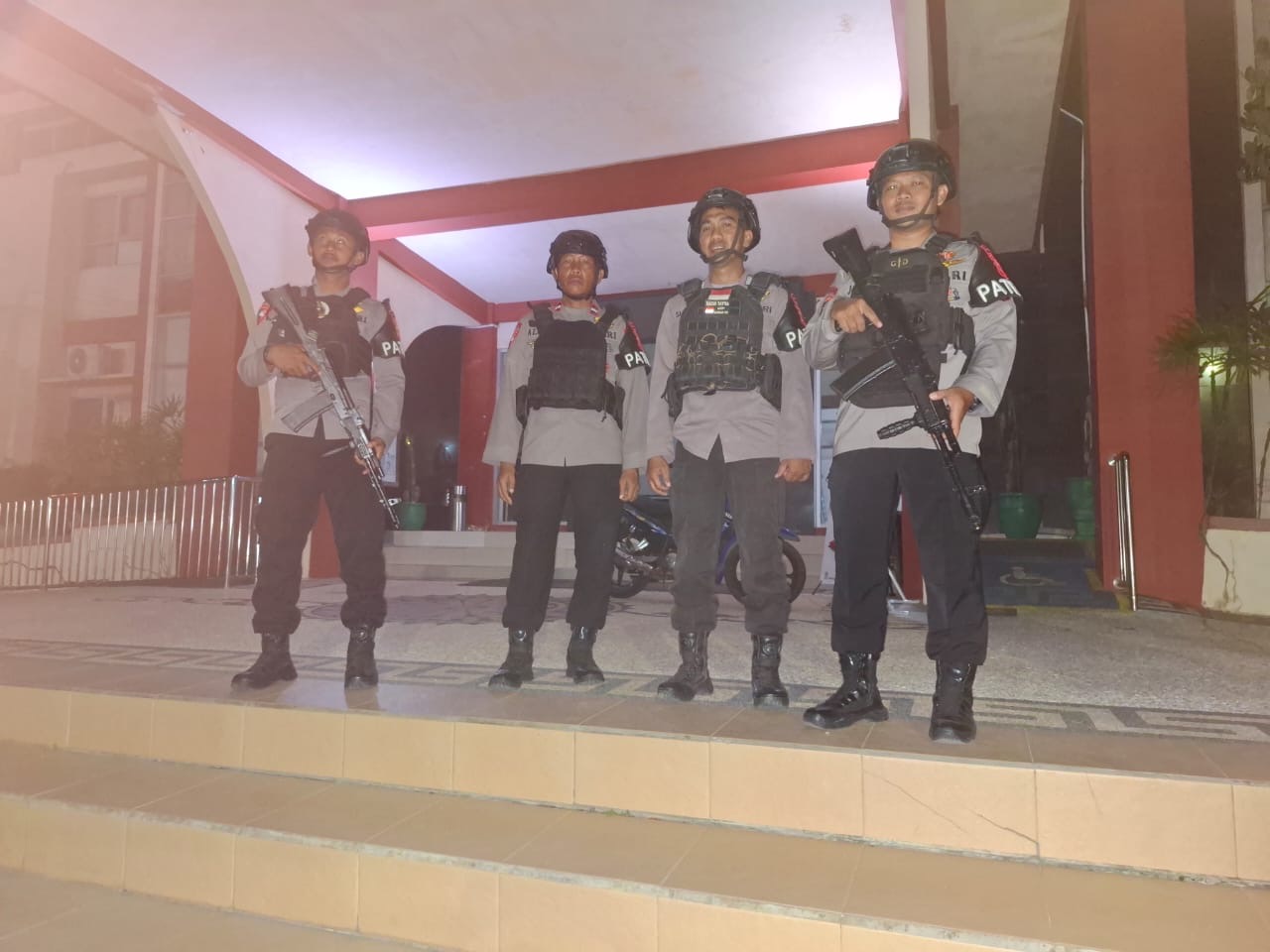 Perketat Pengawasan Malam Hari, Brimob Samarinda Inspeksi Aset Vital Pelayanan Publik